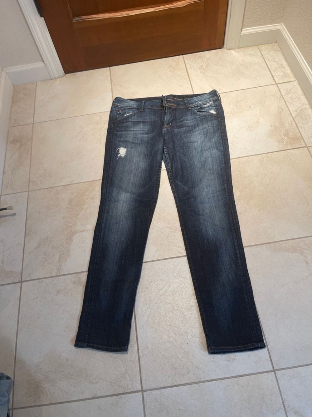 Hudson Jeans Women’s Skinny Distressed Dark Blue Denim